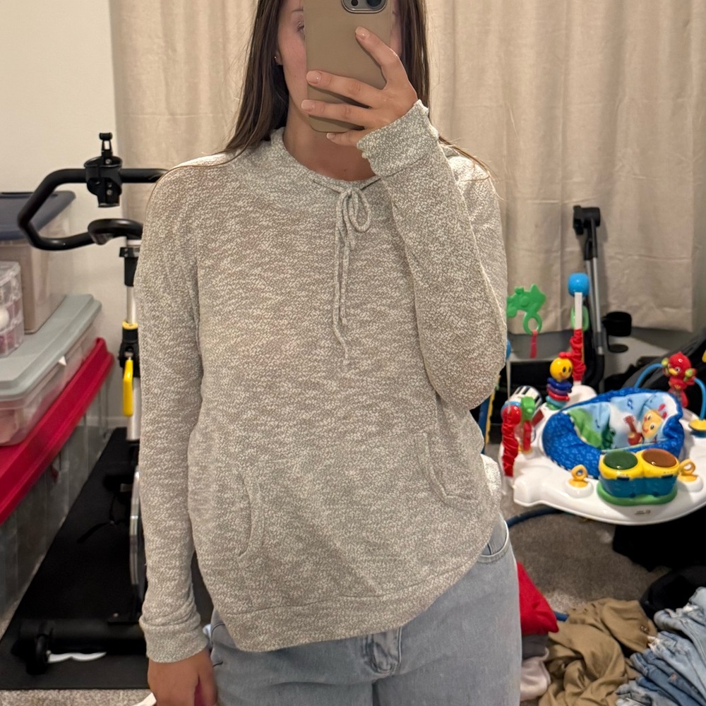 Women's Gray hooded sweater